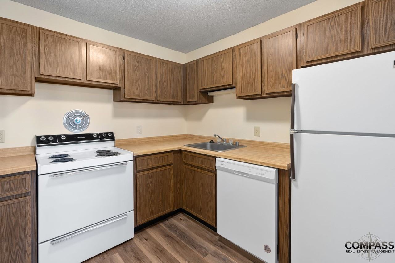 2214 - Westwinds Apartments - Photo 4 of 50