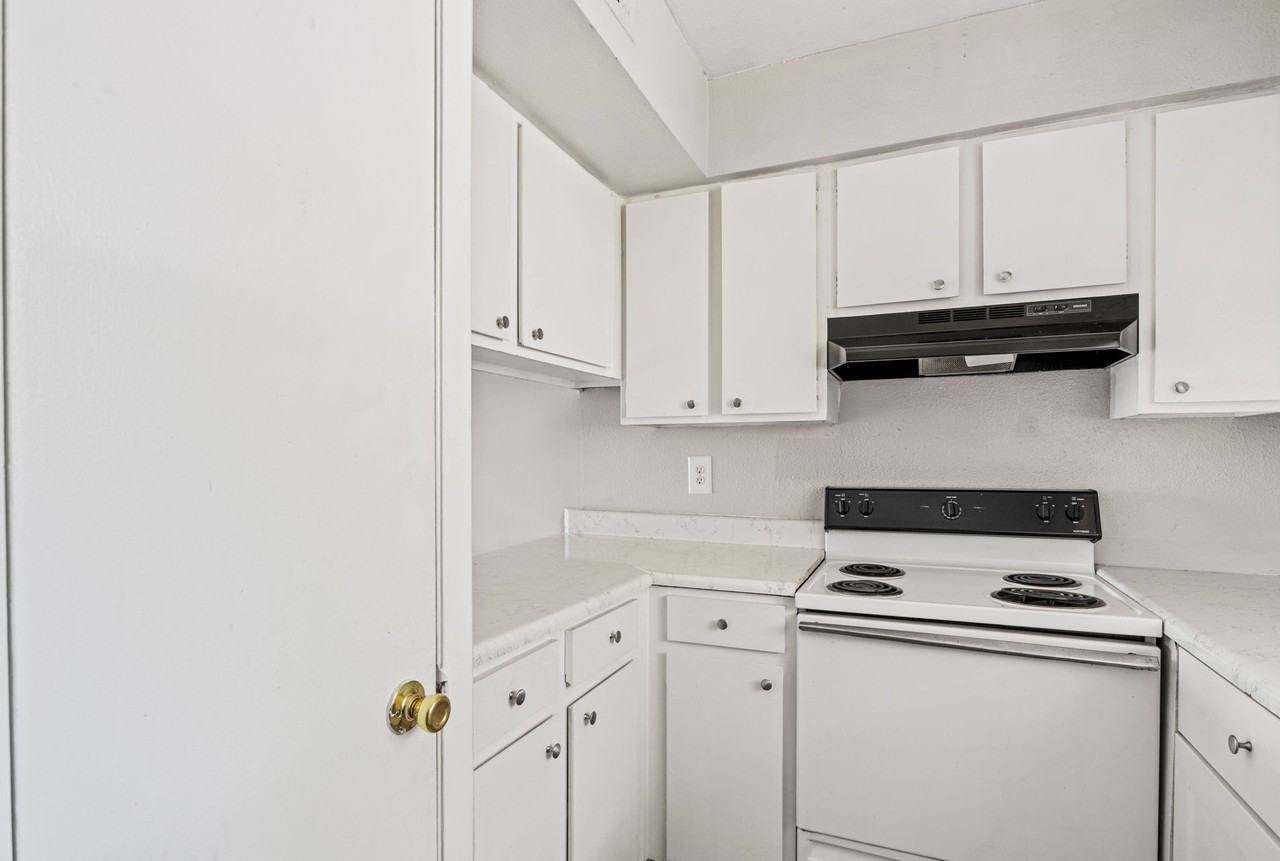 Reserve at Waters - Photo 6 of 48