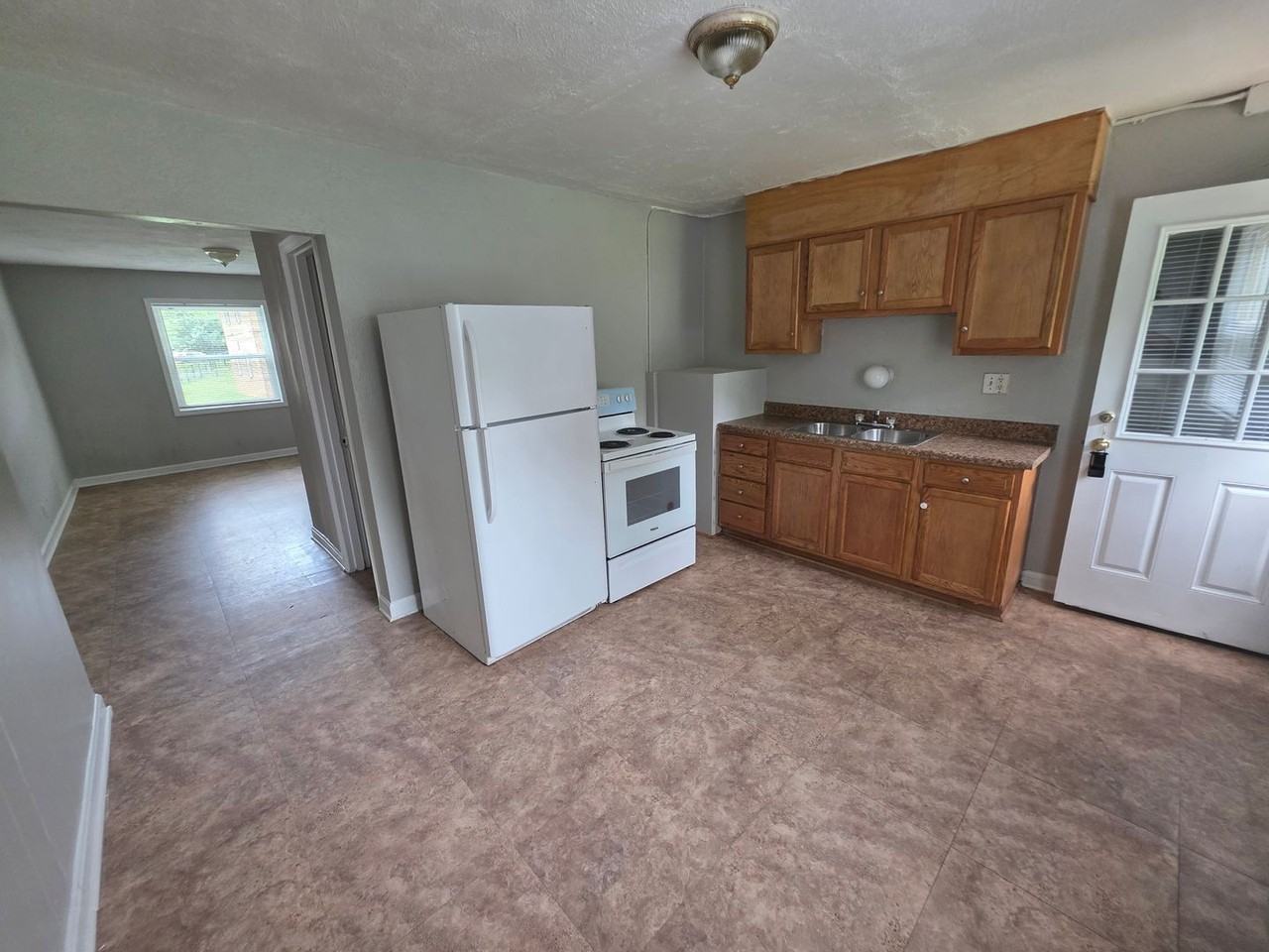 603 West 23rd Street #A - Photo 2 of 9