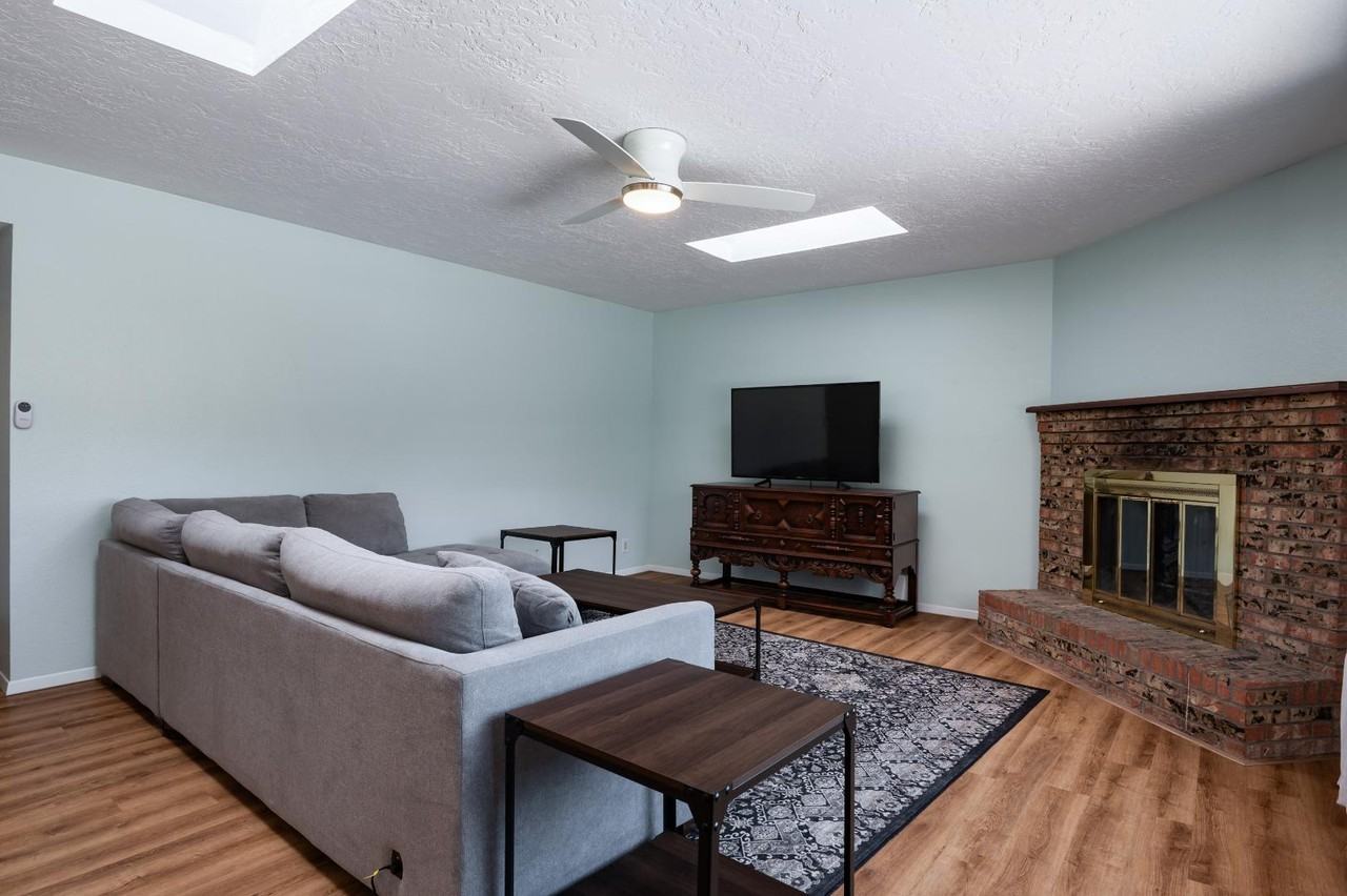 1624 Pablo Ct Ne - Photo 6 of 20