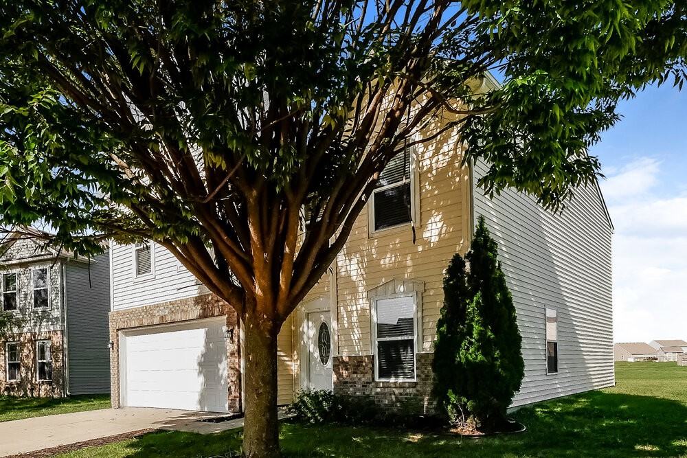 7764 Brandenburg Way - Photo 4 of 17