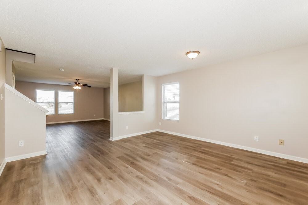 7764 Brandenburg Way - Photo 5 of 17