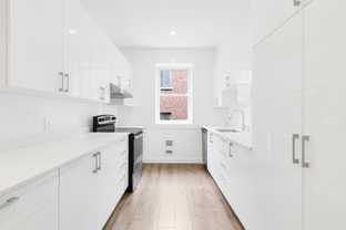 5235 Chemin de la Côte Saint Luc #29 - Photo 1 of 1