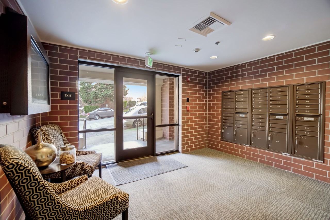 Elliott Bayview - Photo 5 of 42