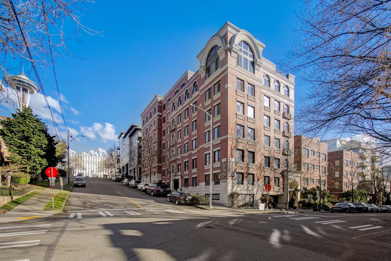 Elliott Bayview - Photo 7 of 42