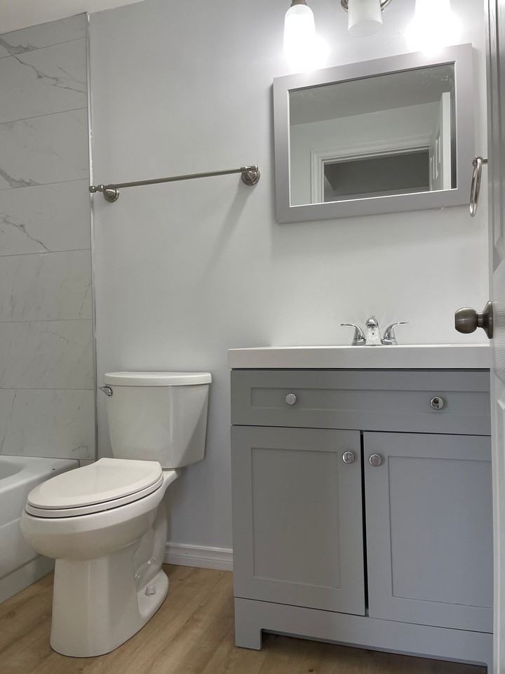 522 Bonita Ave #7 - Photo 7 of 14