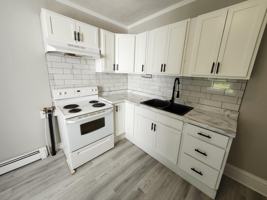 featured image of 182 Duke St W #182B