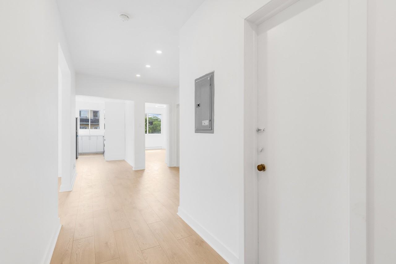 6645 Avenue Fielding #9 - Photo 6 of 14