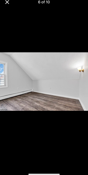 233 Pine St ##3 - Photo 5 of 7