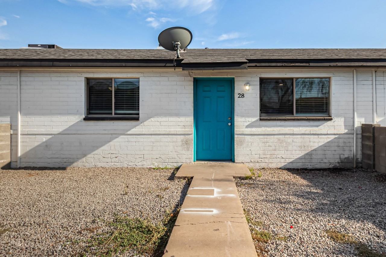 5525 N 27th Dr #19 - Photo 6 of 26