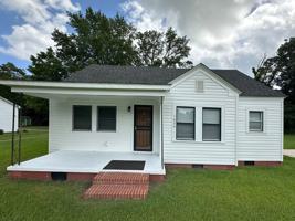 featured image of 1634 Peartree Rd