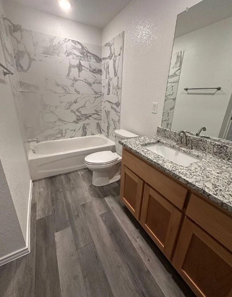 3207 Stonewall Dr #B - Photo 7 of 13