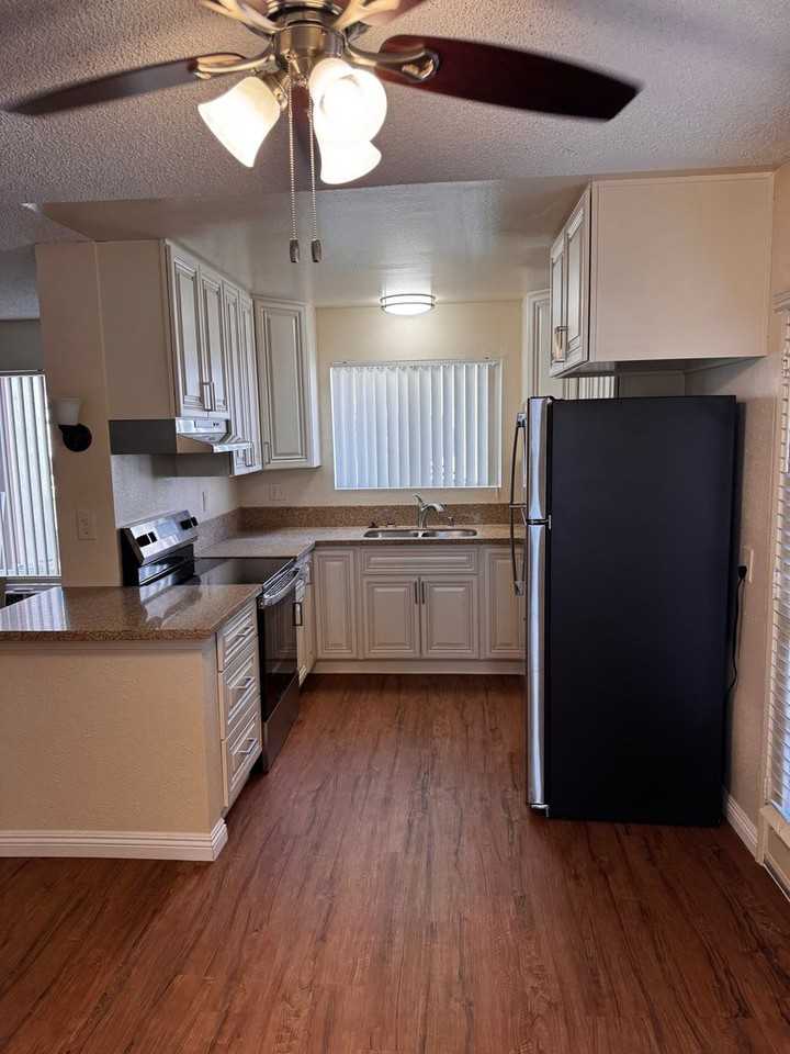 CASA - Photo 5 of 23