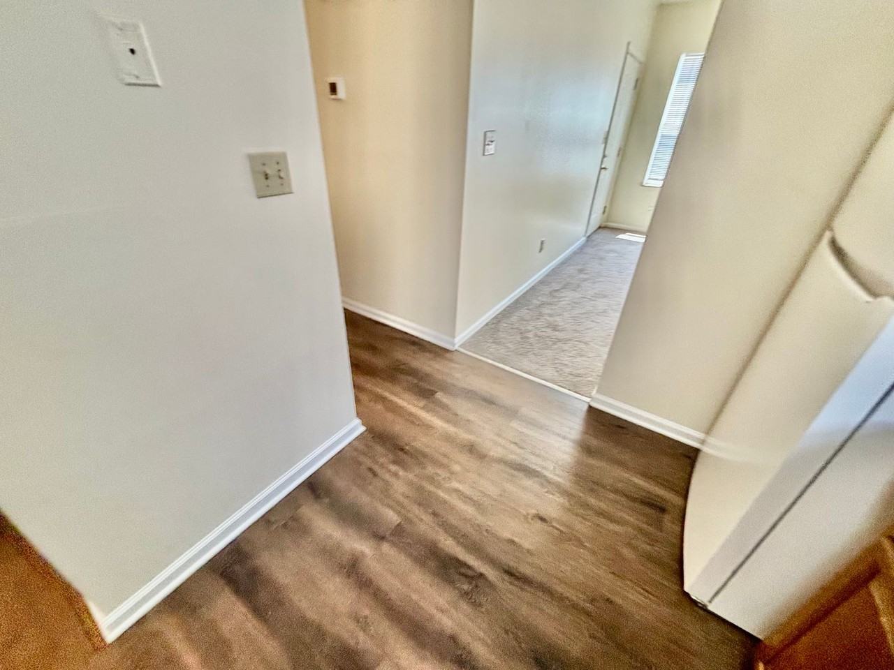 127 Prall St #B - Photo 3 of 21