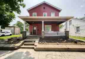 featured image of 1019 North St