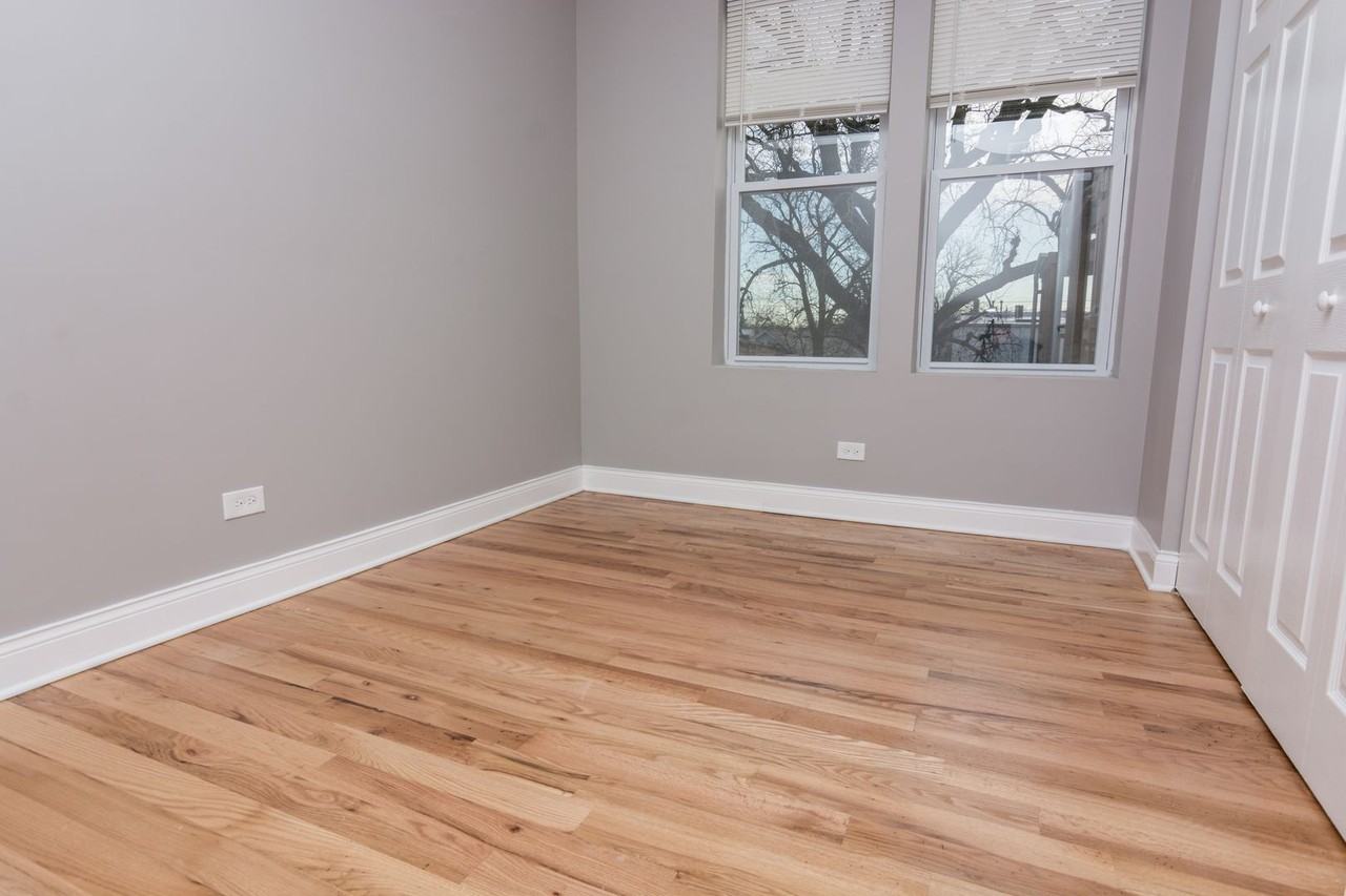 6055 S Peoria St - Photo 5 of 9