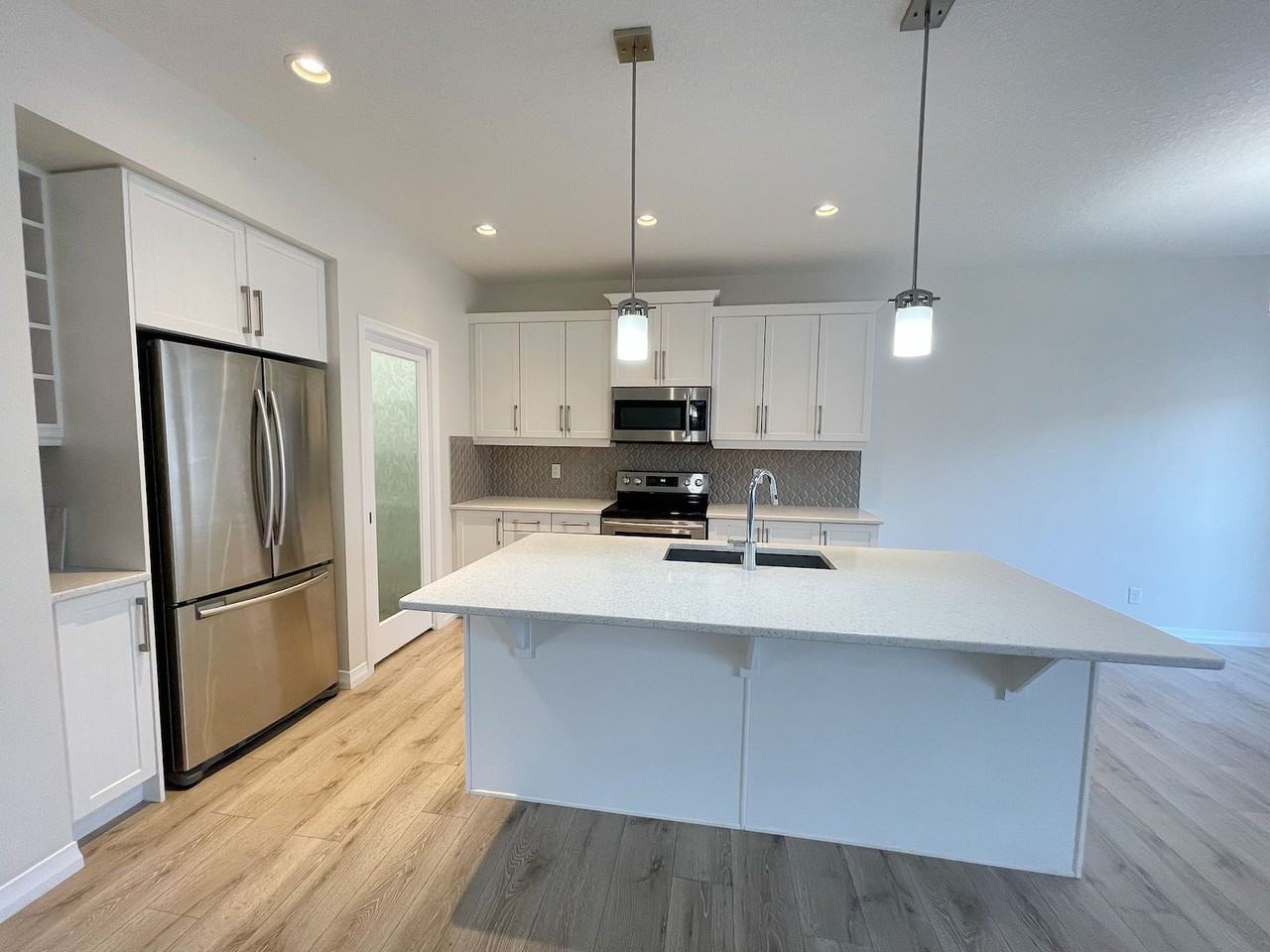 240 Auburn Glen Close Se #1 - Photo 3 of 10