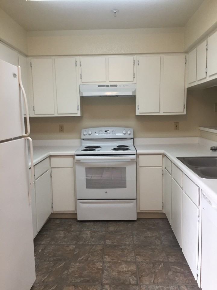 2028 Mesquite Ln #104 - Photo 2 of 13