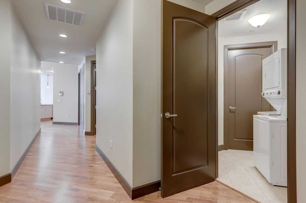 1112 W Main St #407 - Photo 6 of 40