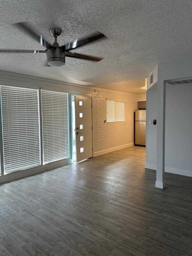 7002 E Hubbell St - Photo 7 of 26