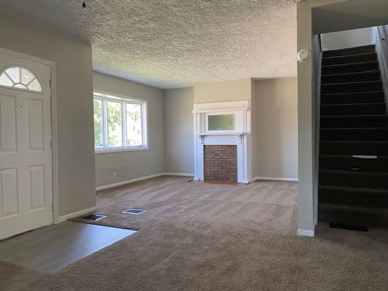 2109 Columbus Rd - Photo 3 of 10