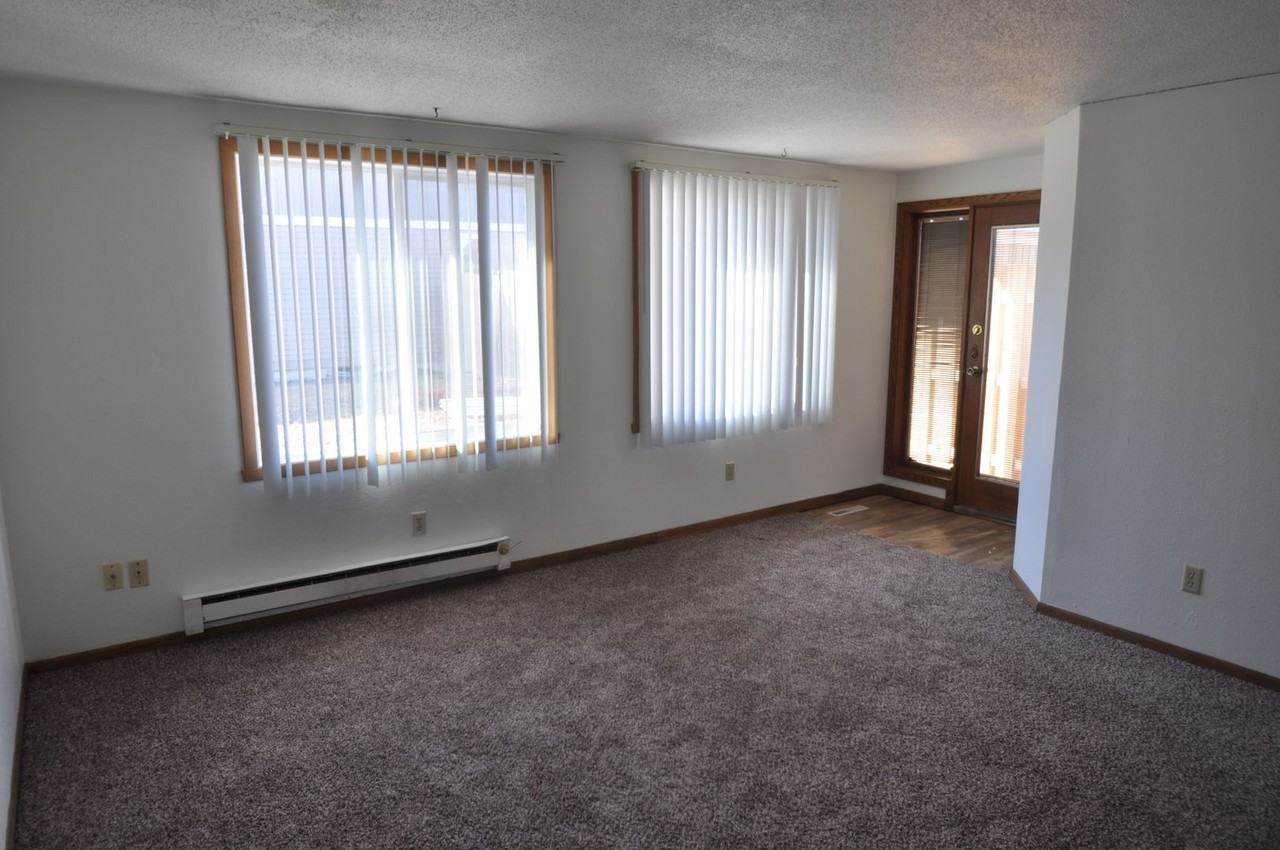 2701 14th St S - Photo 3 of 13