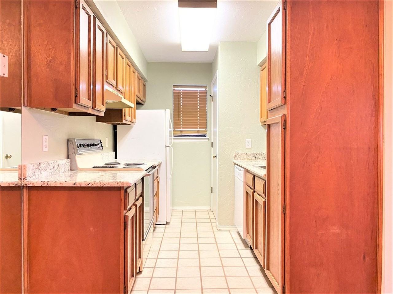 11431 Springhollow Rd #1305 - Photo 7 of 18