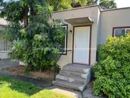 featured image of 413 E Indiana Ave