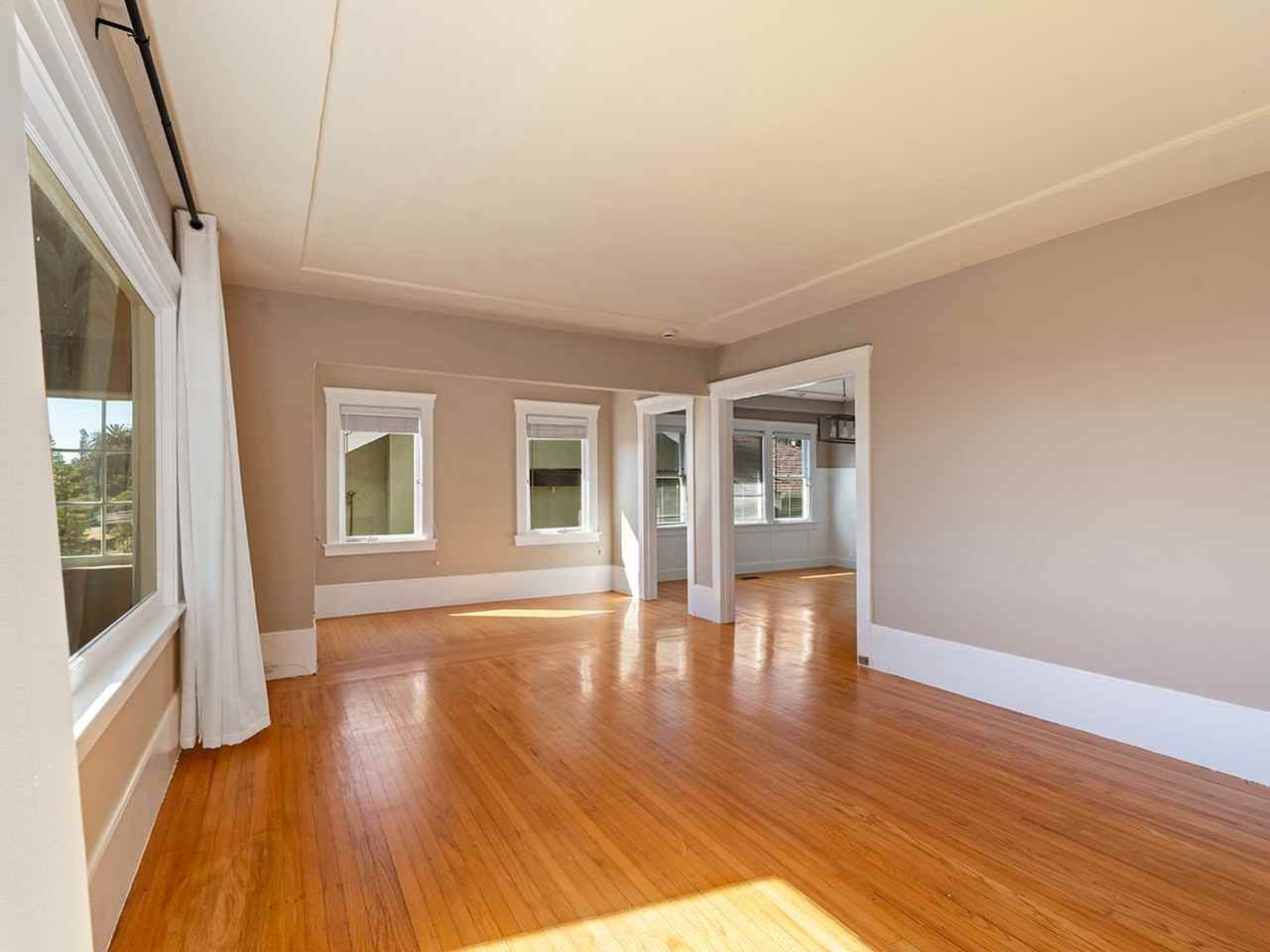 1020 Elsinore Ave - Photo 2 of 44