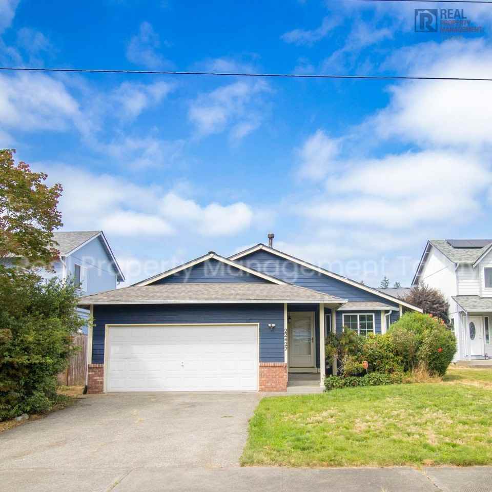 22422 45th Ave E - Photo 2 of 26