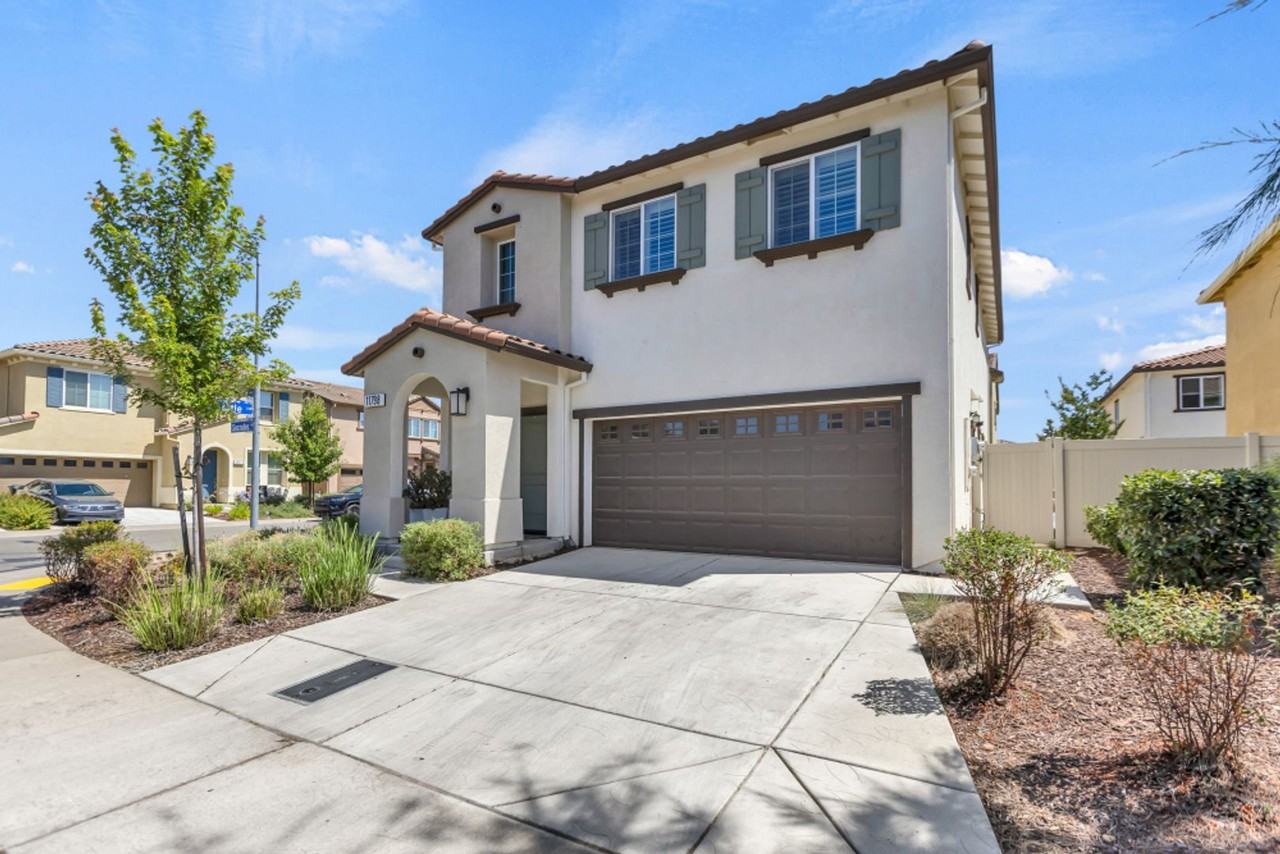 11798 Socrates Way - Photo 2 of 43