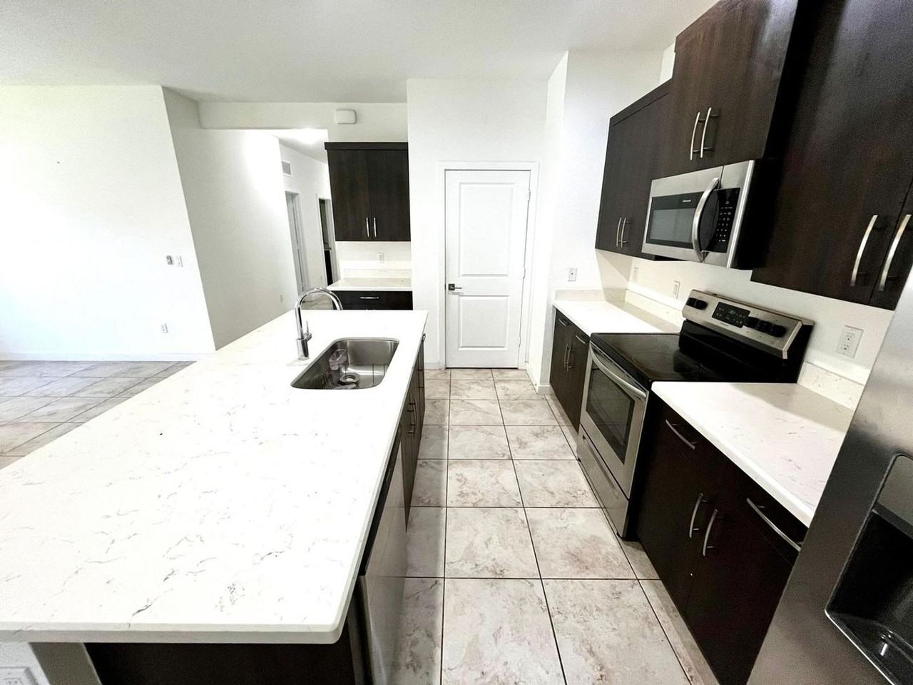 6089 Wildfire Way - Photo 4 of 22