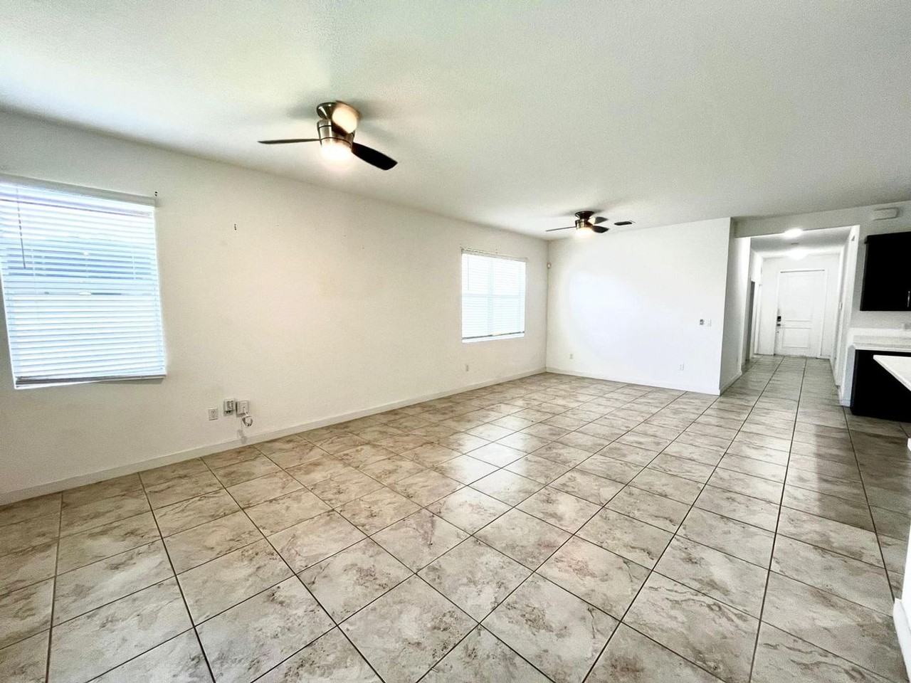 6089 Wildfire Way - Photo 7 of 22