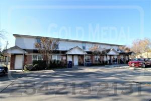 featured image of 401 W Avenue E