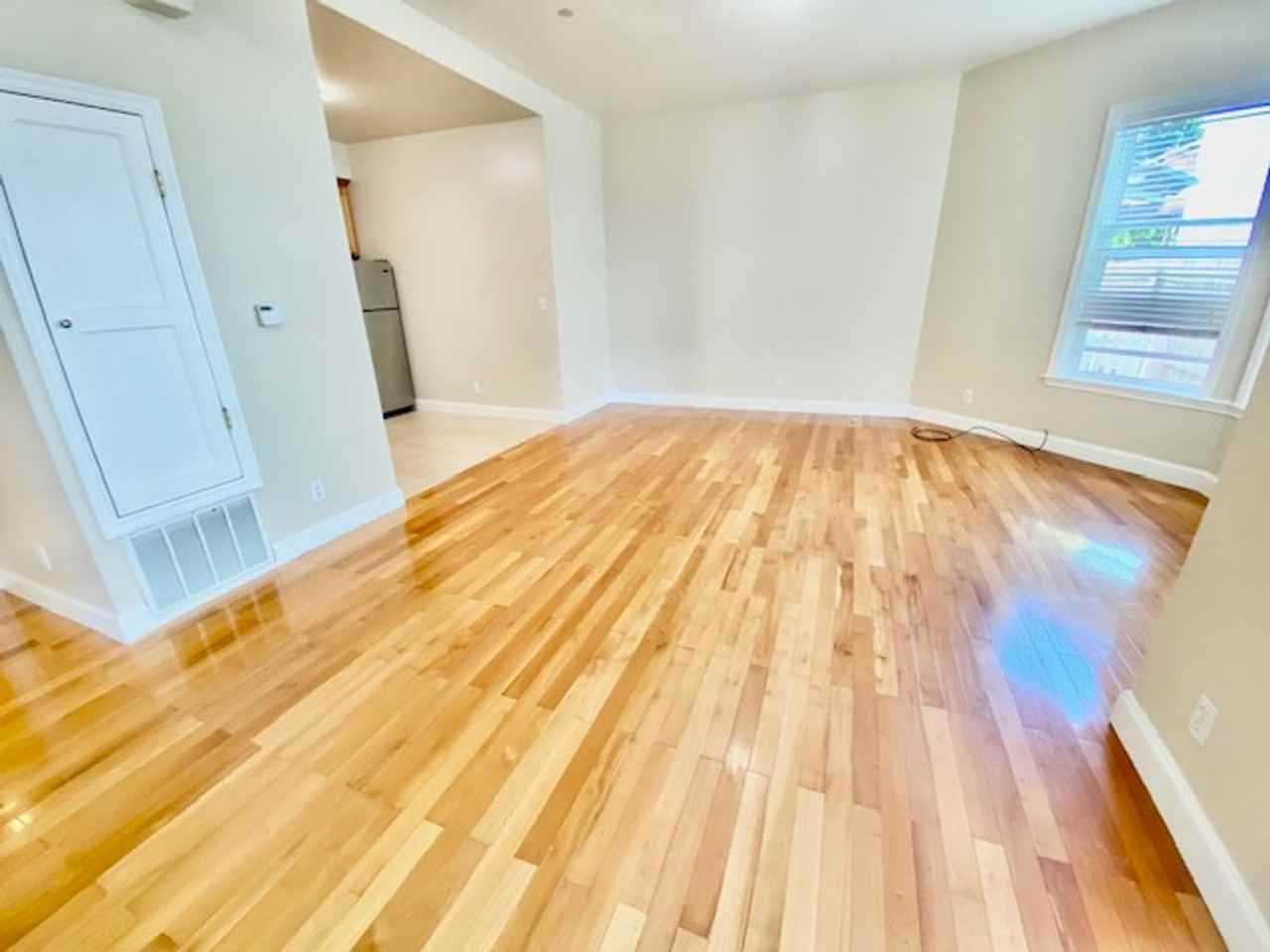 1013 Fair Oaks Ave. - Photo 3 of 46