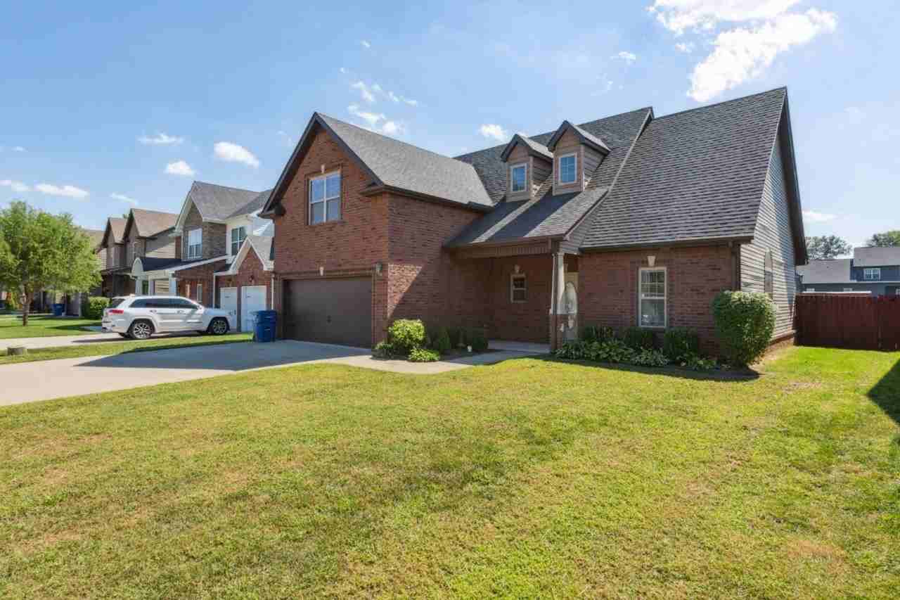 1275 Golden Eagle Way - Photo 3 of 39