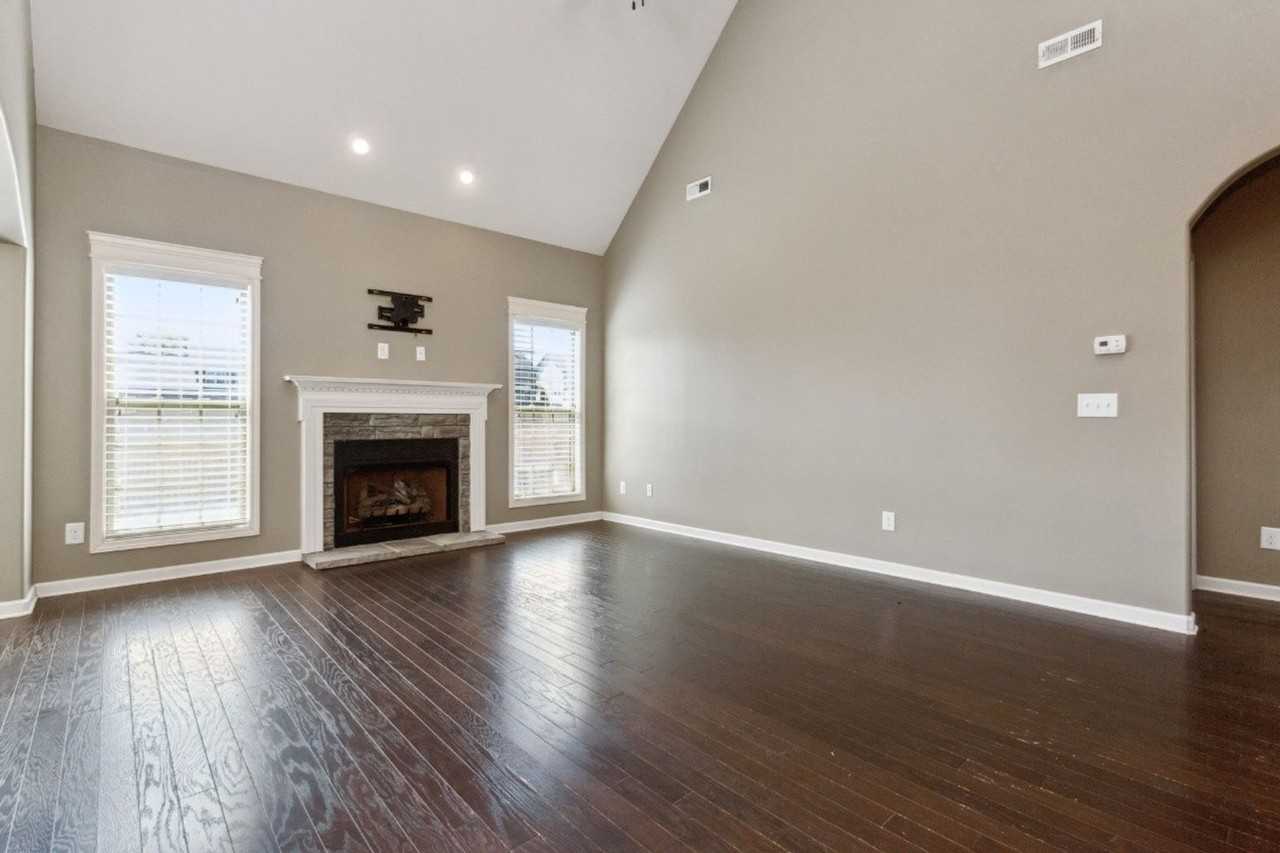 1275 Golden Eagle Way - Photo 6 of 39