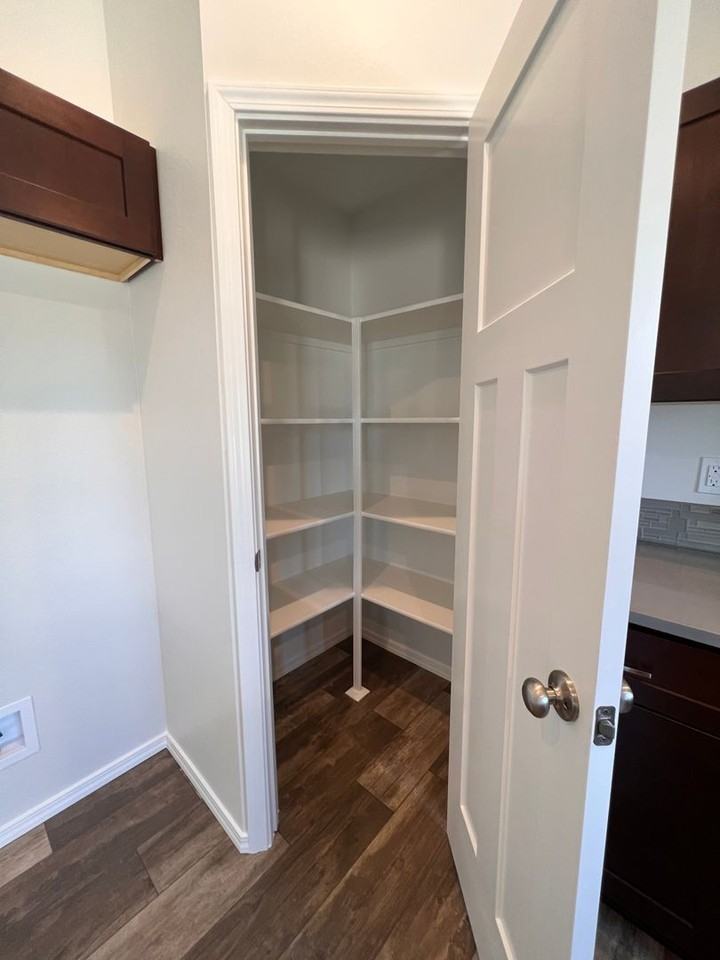 1416 S Madison St - Photo 6 of 17