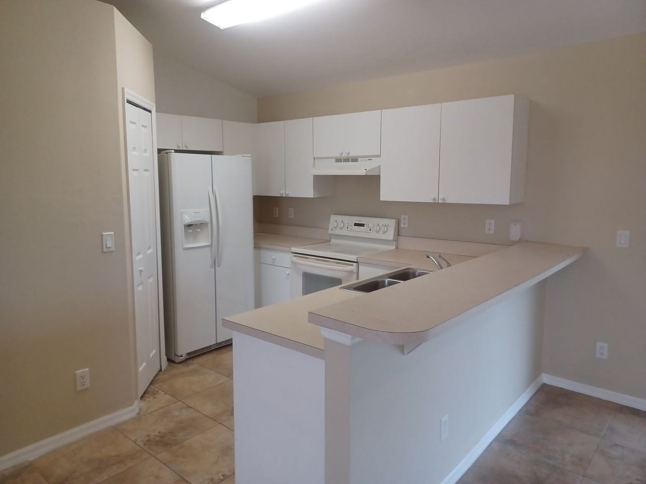 1519 Nelson Rd N - Photo 4 of 19