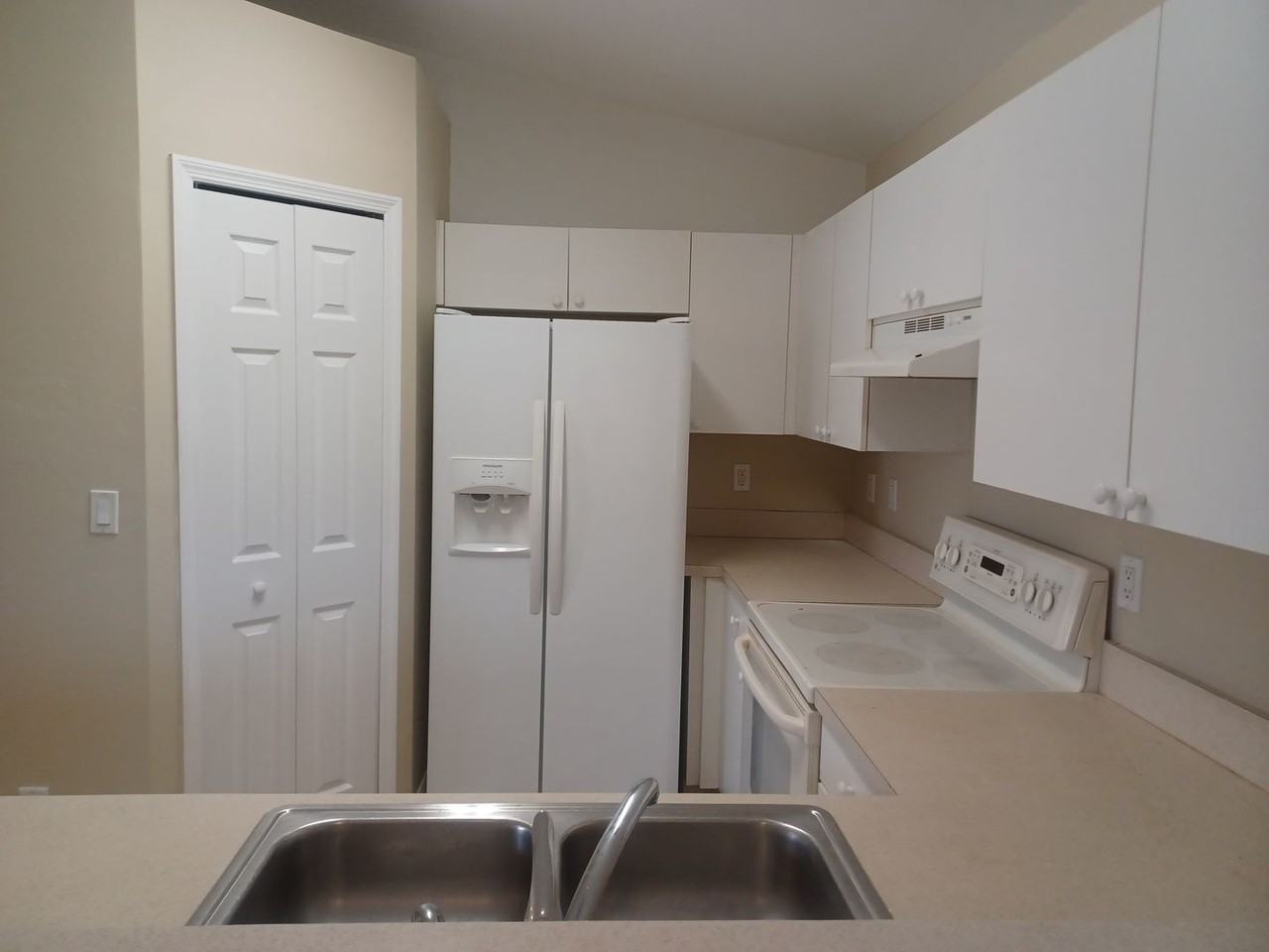 1519 Nelson Rd N - Photo 5 of 19