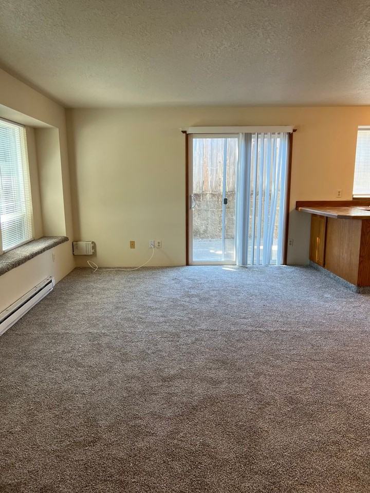 1309 Sw Hilary St - Photo 3 of 10