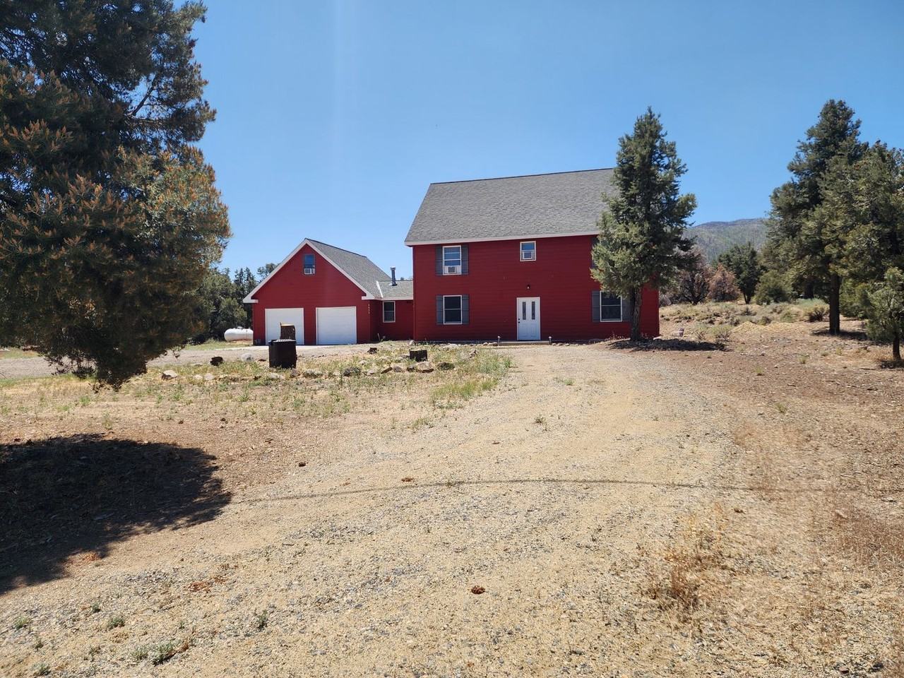 2935 Jackrabbit Rd - Photo 2 of 8