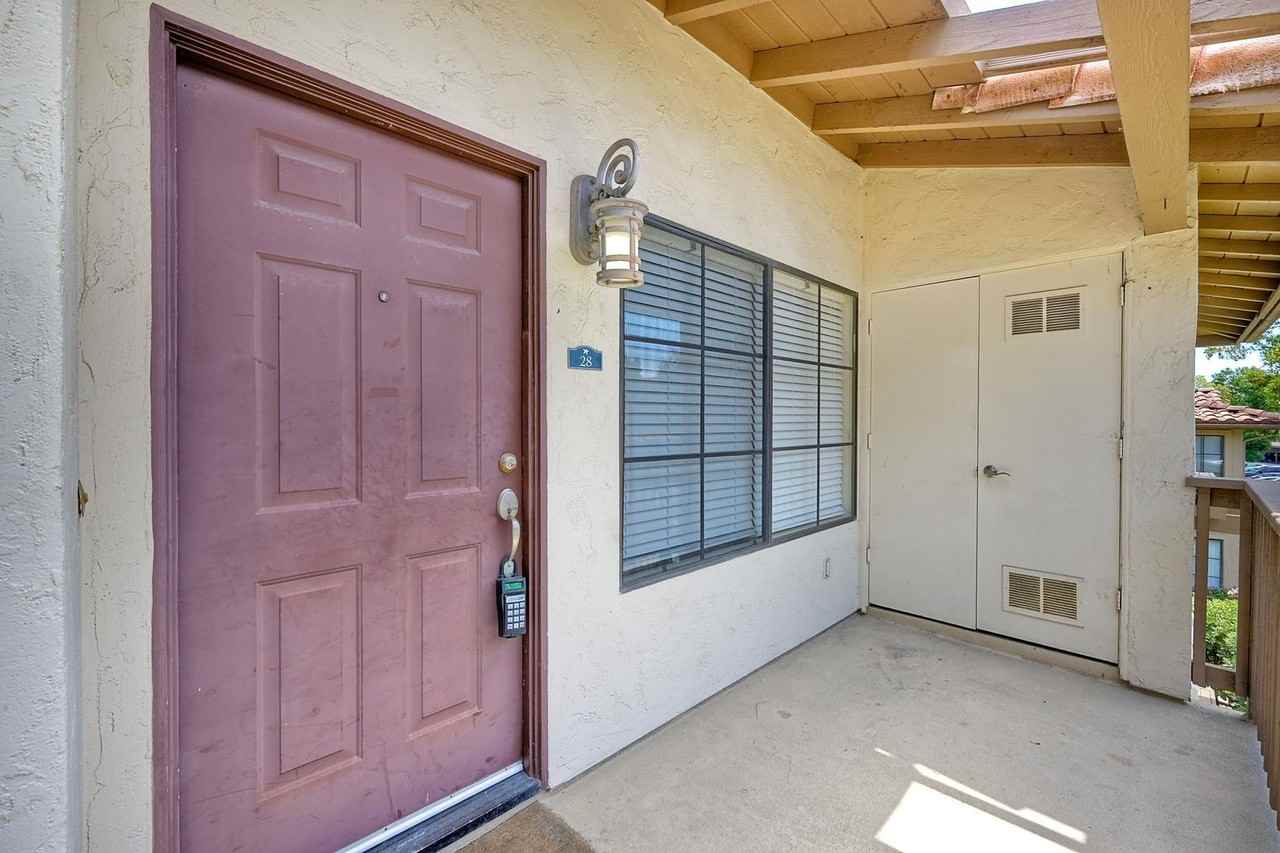 12588 Carmel Creek Rd - Photo 2 of 21