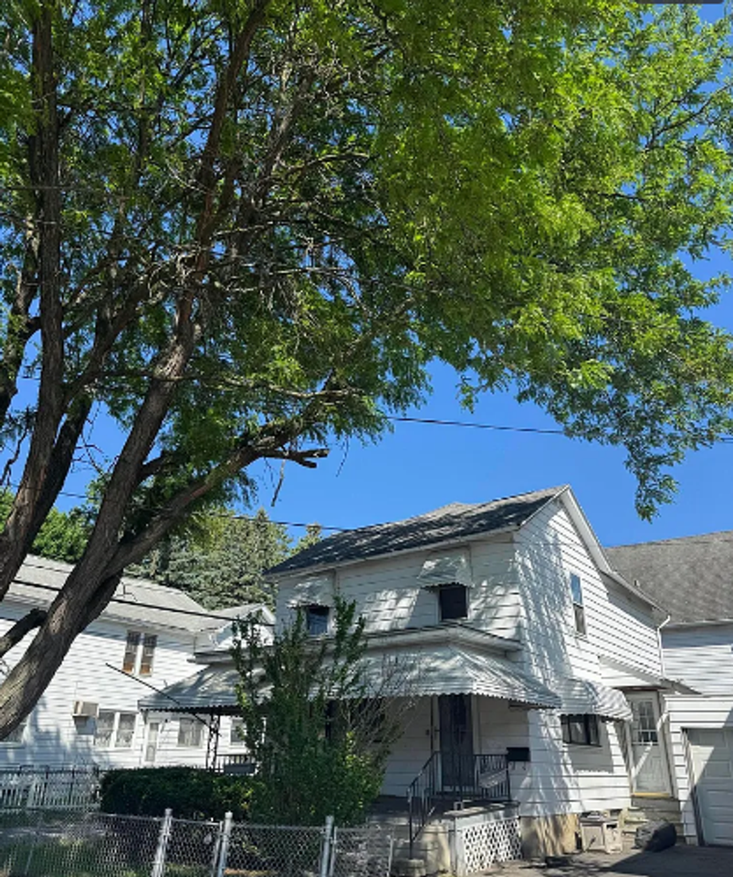 335 13th Ave - Photo 2 of 12