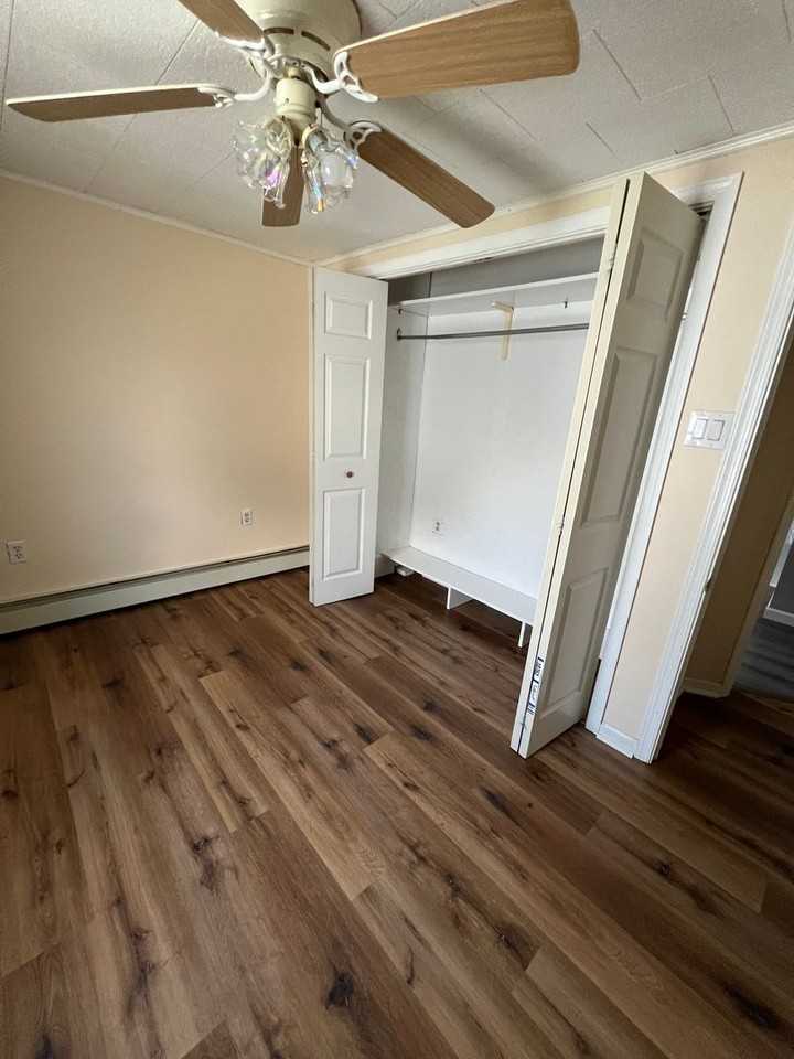 335 13th Ave - Photo 6 of 12
