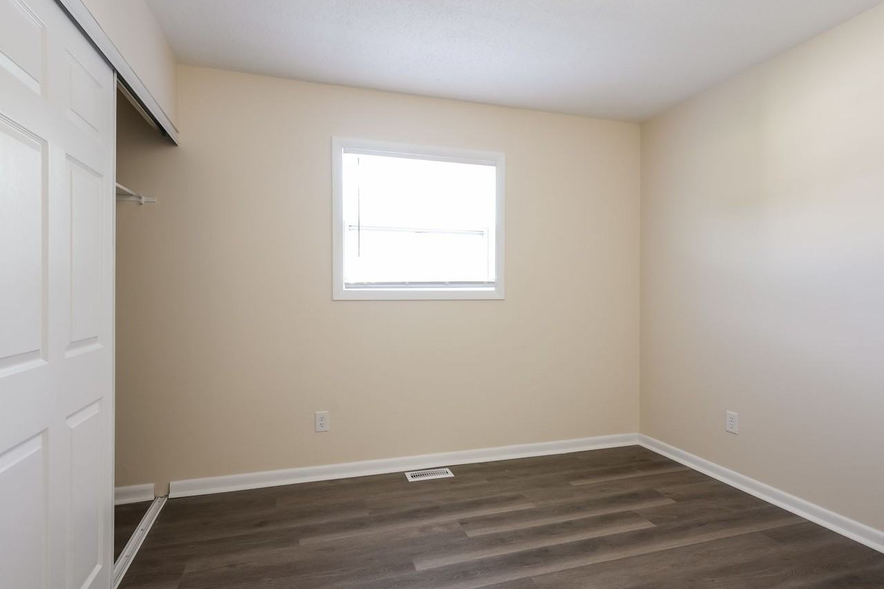 4833 W Morris St - Photo 3 of 17