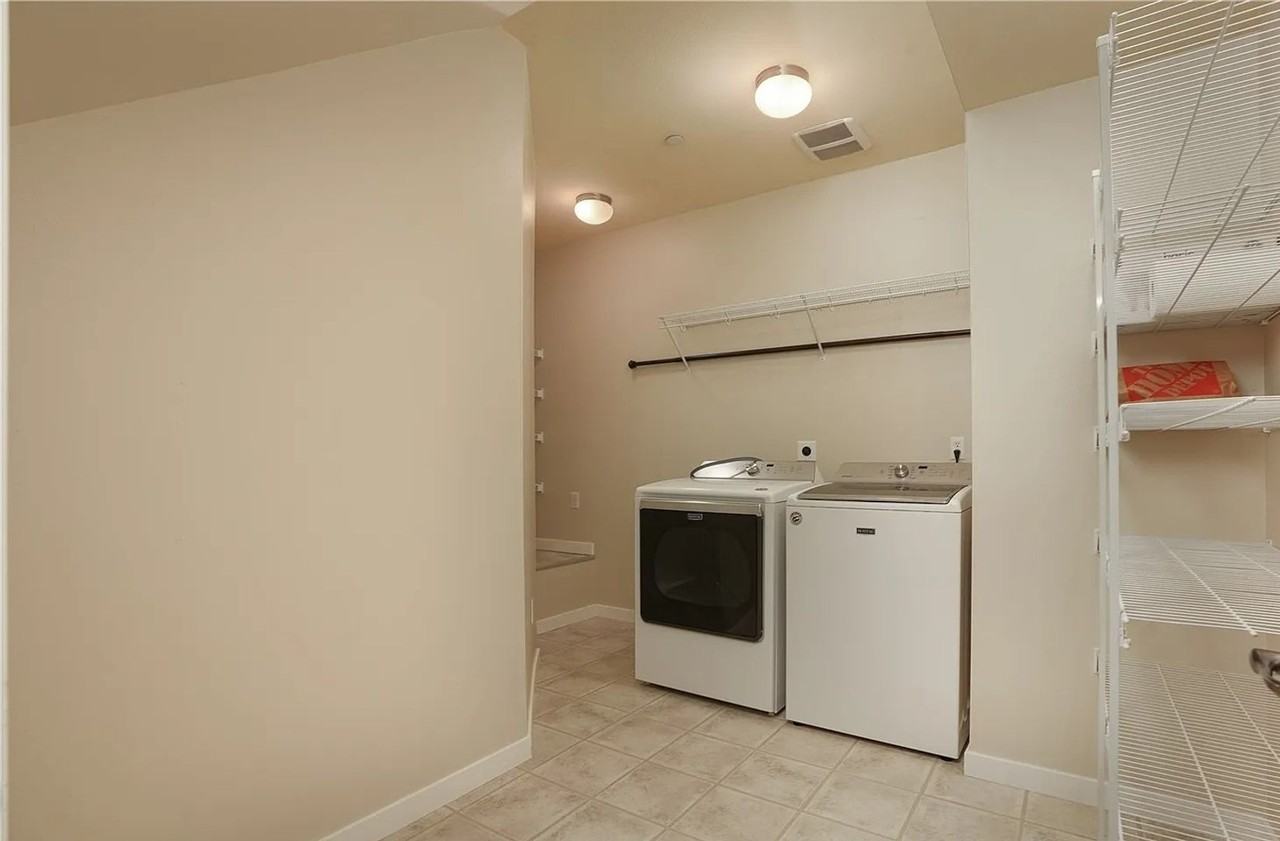 2357 Yakima Ct - Photo 7 of 21