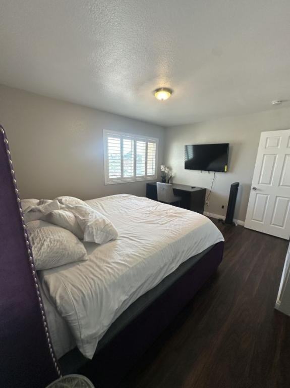 10220 Keoki St Unit 5 - Photo 7 of 8