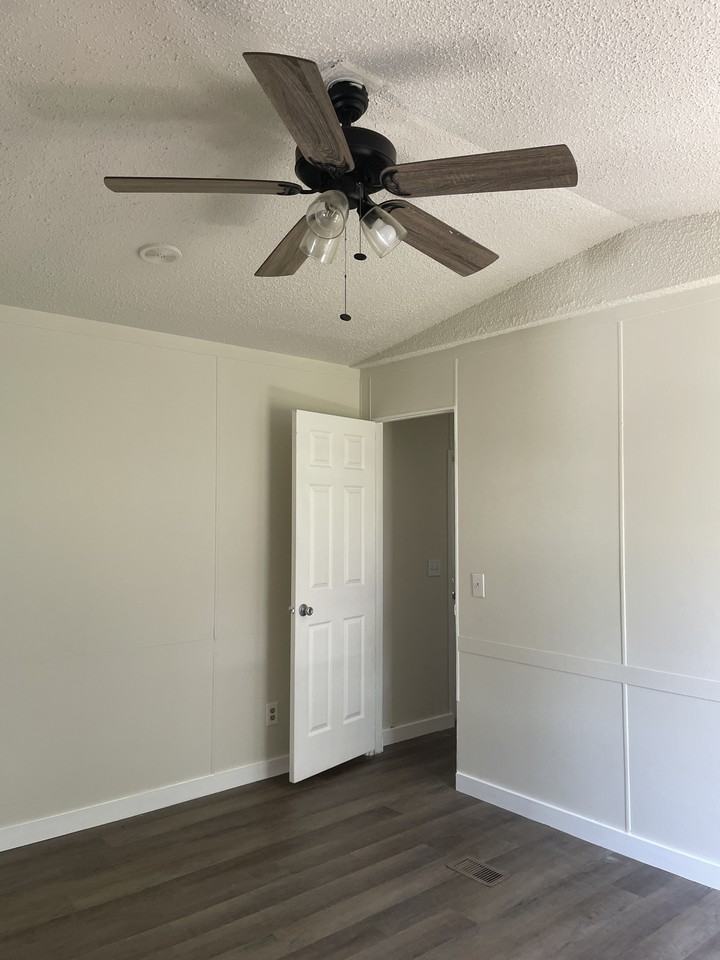 218 Big Z Dr - Photo 3 of 13