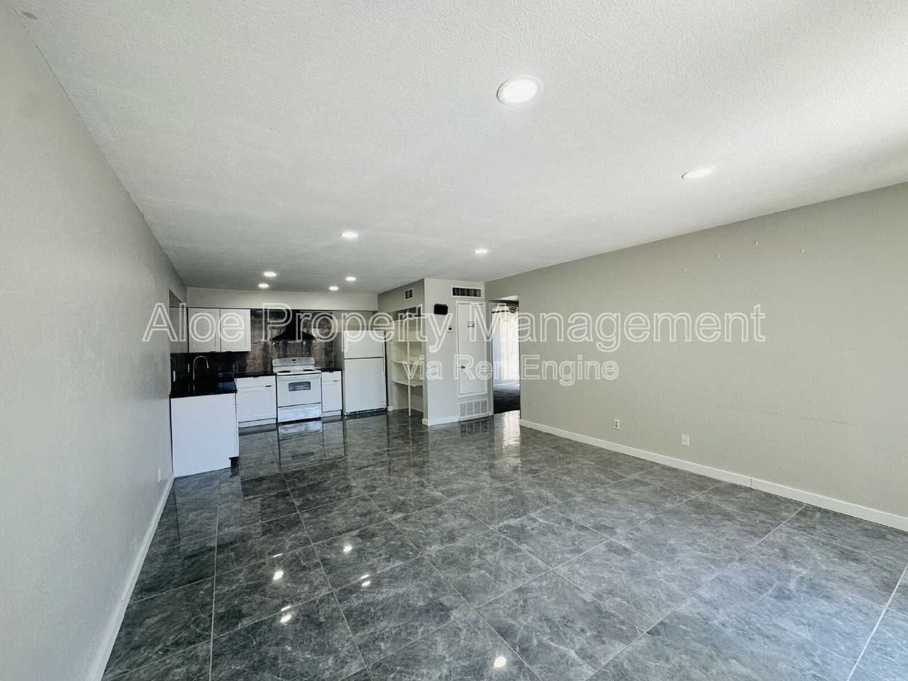 2675 E Silk Oak Dr - Photo 4 of 13